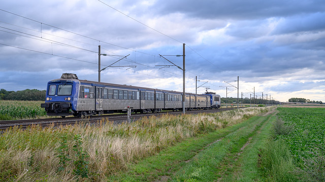 Ebersheim SNCF RRR-stam 236 met loc 22259