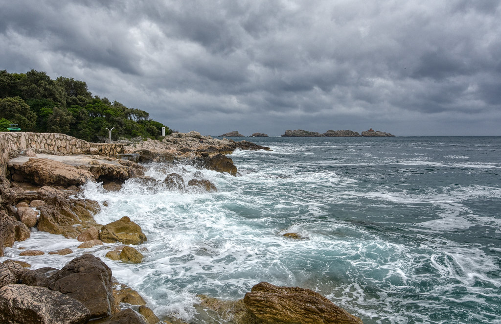 Froth of Lapad Bay