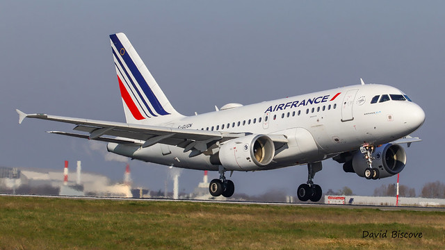 Airbus A318-111 n° 2918 ~ F-GUGN  Air France