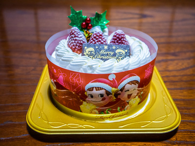Nihon_Arekore_03066_Christmas_cake_2023_100_cl
