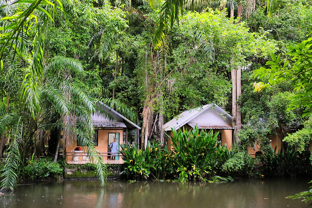 Arriving at the quiet country-home resort, located in the lush jungle of Ban Rai