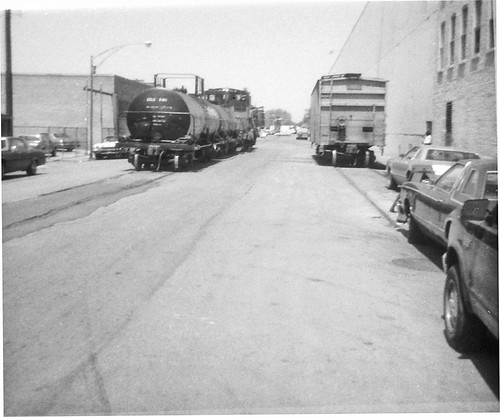 Peerless Confection-Vehicles Parked on Spur with Empty Covered Hopper-Lakewood Avenue Chicago May 21 1987 | by Tom J. Burke