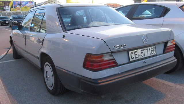 Mercedes 200D W124 '85