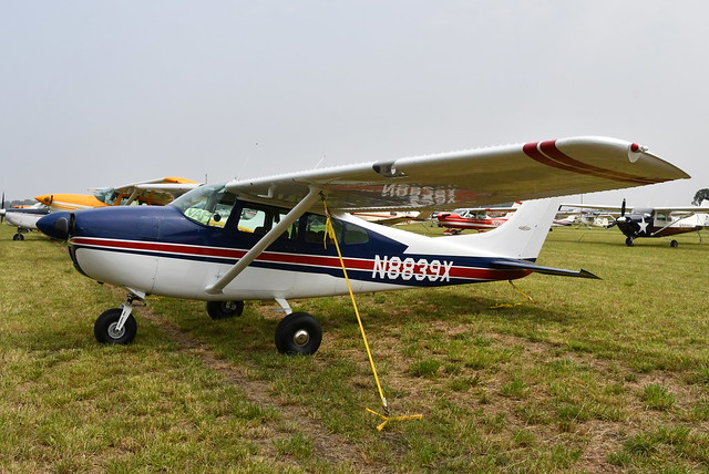 Cessna 182D Skylane N8839X