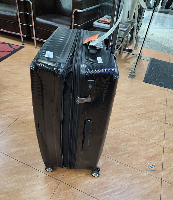 klia luggage damage