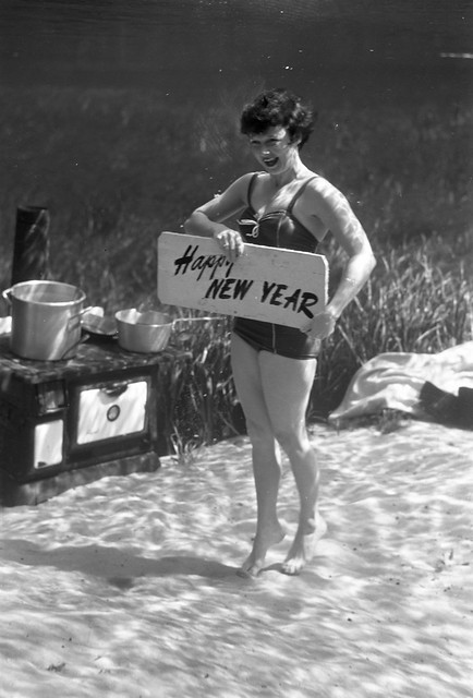 Happy New Year 04 - Model with Underwater Sign - Say What3