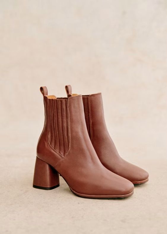 Dorie Boots Vintage Smooth Chocolate