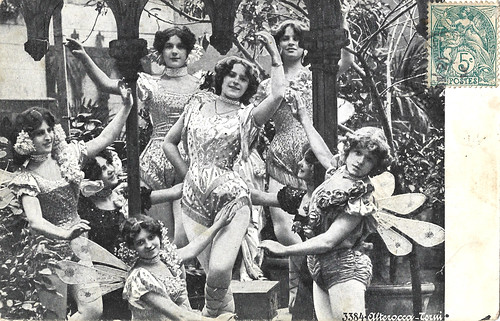 Dancing fairies (1900s)