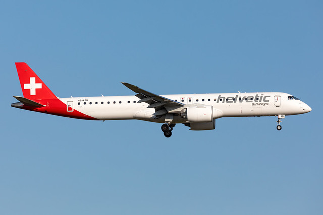 HB-AZK Helvetic Airways Embraer ERJ-195-400STD (E2)