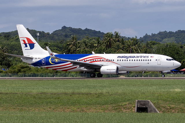 9M-MLL / Malaysia Airlines / Boeing 737-8FZ(WL)
