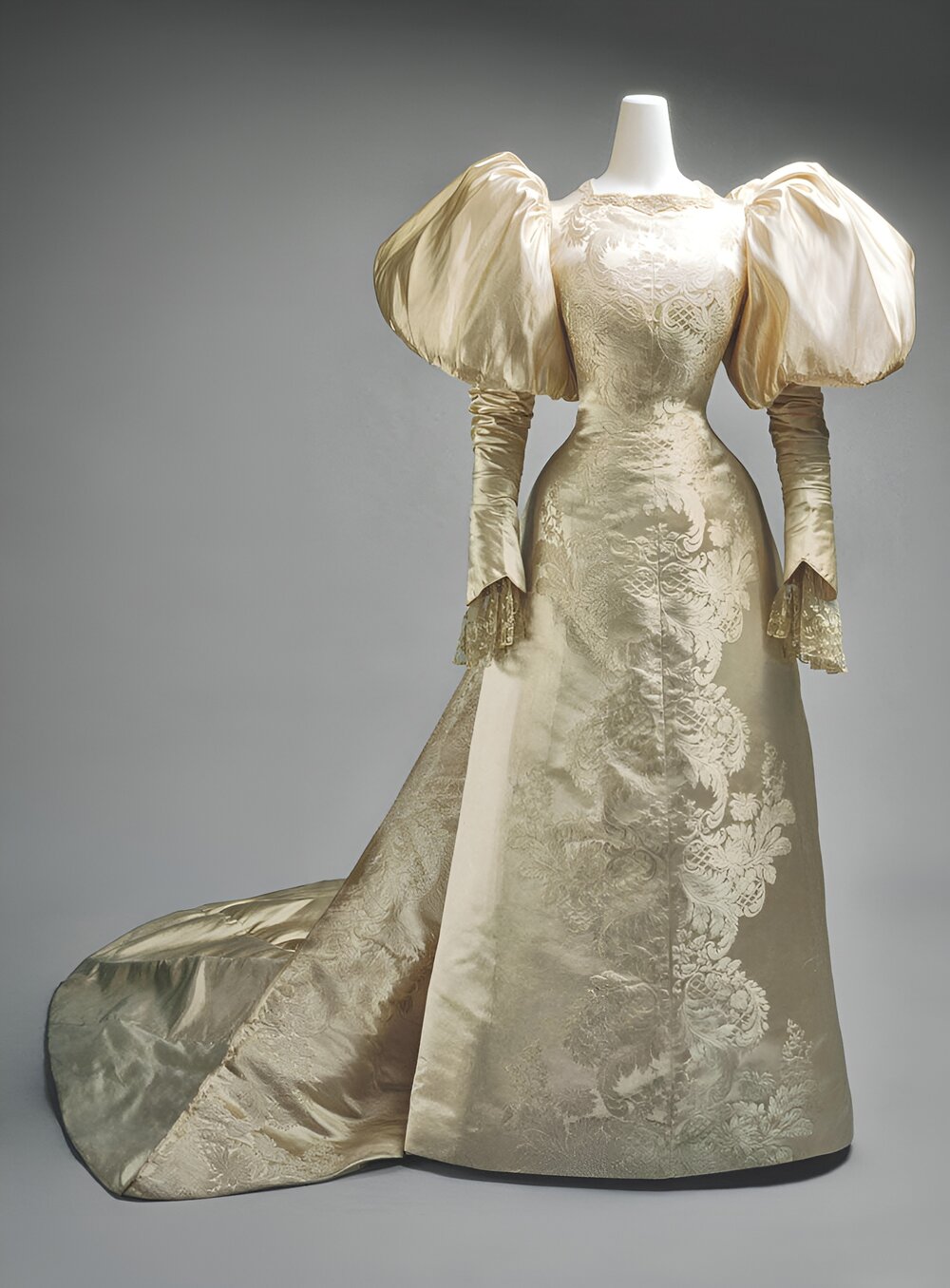 1896 Wedding dress. House of Worth. Silk, pearl. Credit metmuseum