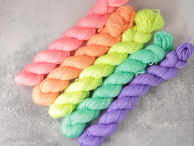Favourite Sock Minis neon pastels set – 5 x 20g miniskeins 100% Merino superwash hand-dyed yarn