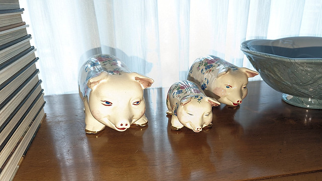 Porcelain Pigs