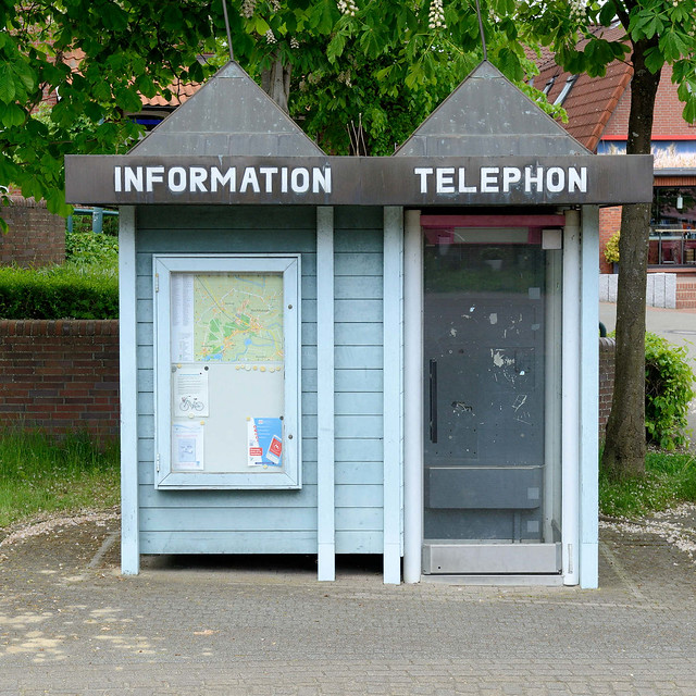 1244 Information und (früher) Telephon - Fotos von Hechthausen, ein Ort in der gleichnamigen Gemeinde im Landkreis Cuxhaven in Niedersachsen.