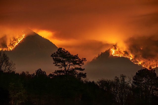 Matt's Creek Wildfire, Virginia, USA