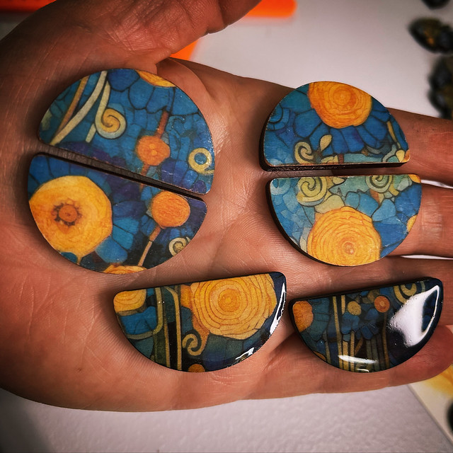 Klimt inspired blue flower charms in wood, paper and resin!