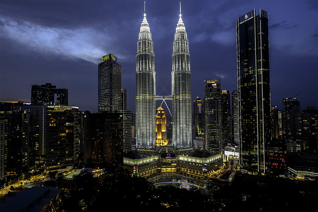 Petronas Twin Towers & KLCC, Kuala Lumpur, Malaysia