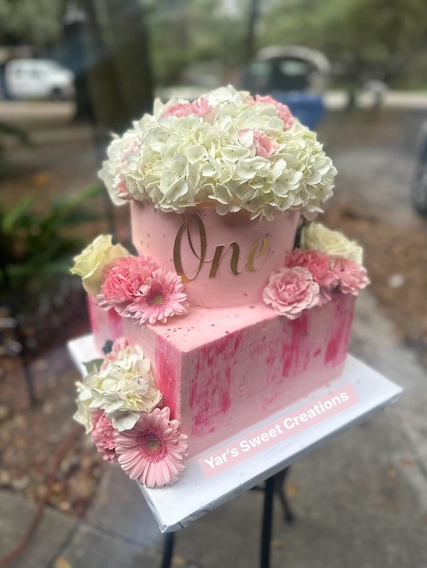 Cake by Yar’s Sweet Creations