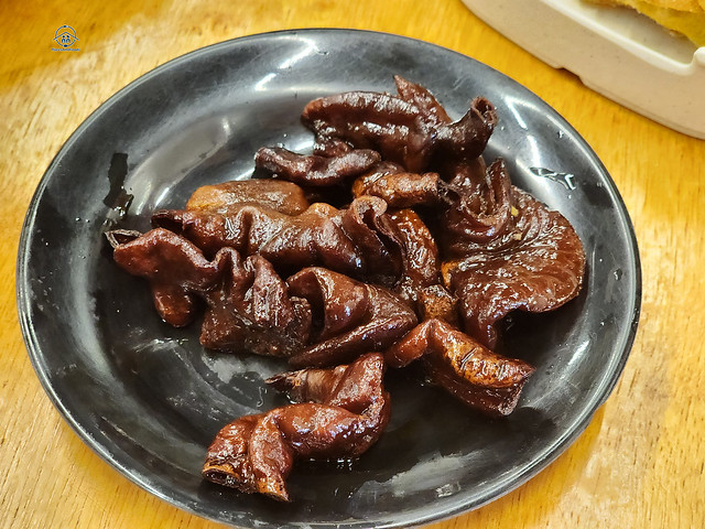 yap hup kee fried pig intestines
