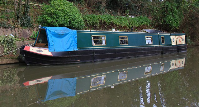 Canal boats Hatton Warwickshire -261223 (1)