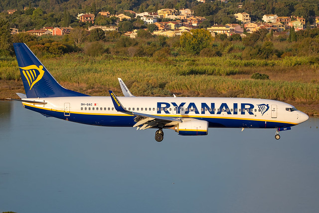 Ryanair - Boeing 737-8AS/W 9H-QAC @ Corfu