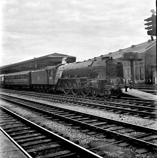 BR loco No. 60153 'Flamboyant' @ York in 1952
