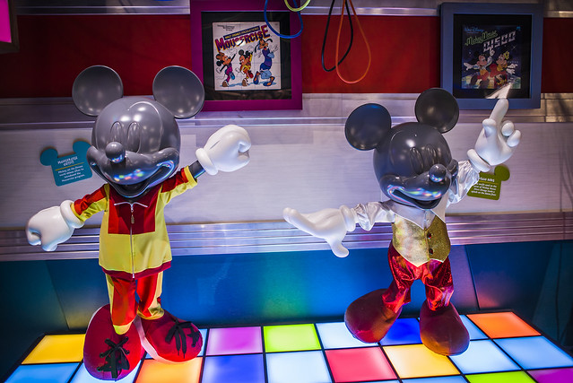 Mickey & Minnie's Runaway Railway - Disneyland