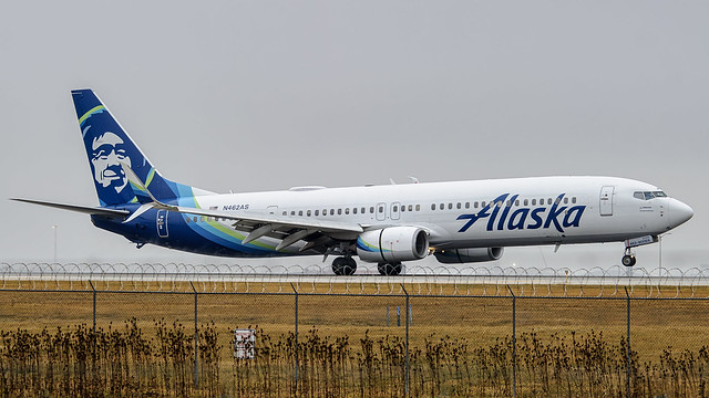Alaska Airlines Boeing 737-990ER(WL) N462AS