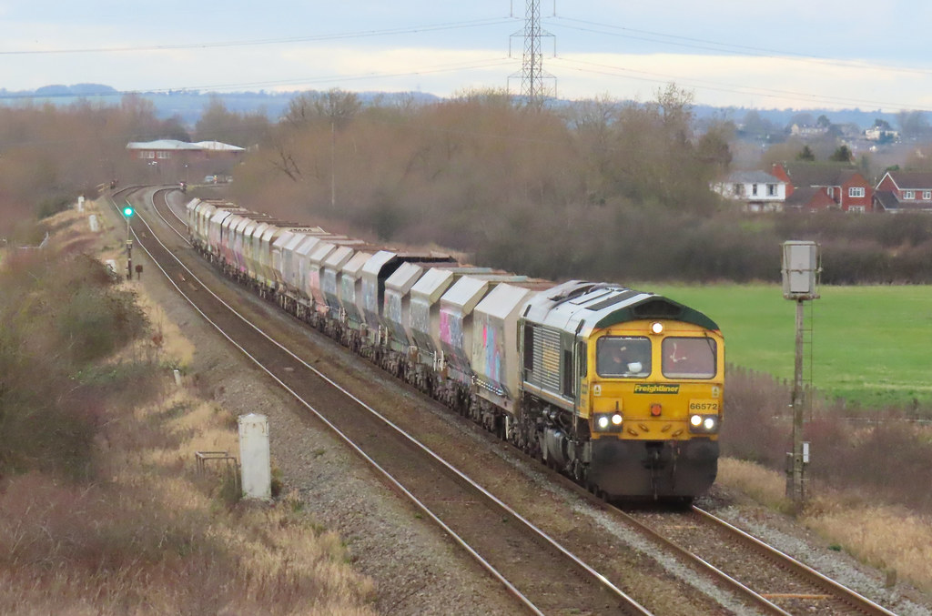 Freightliner 66572 6V92 050124 | Freightliner 66572 approach… | Flickr