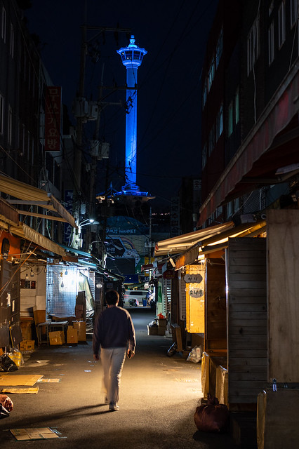Busan by night (1)