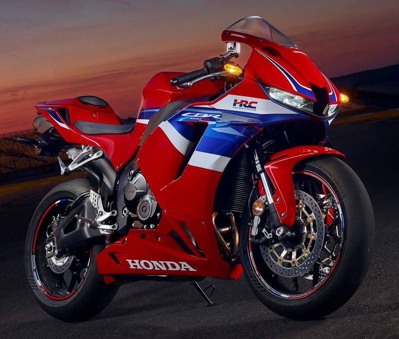 Honda CBR 600 RR 2026 - Fiche moto, prix, avis, photos, technique