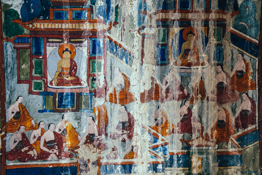 Фрески храма Ченрезиг Лхакханг