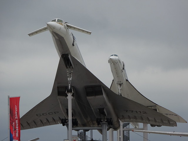 Tupolev TU-144 (1968-1977) & Concorde (1969-2003)