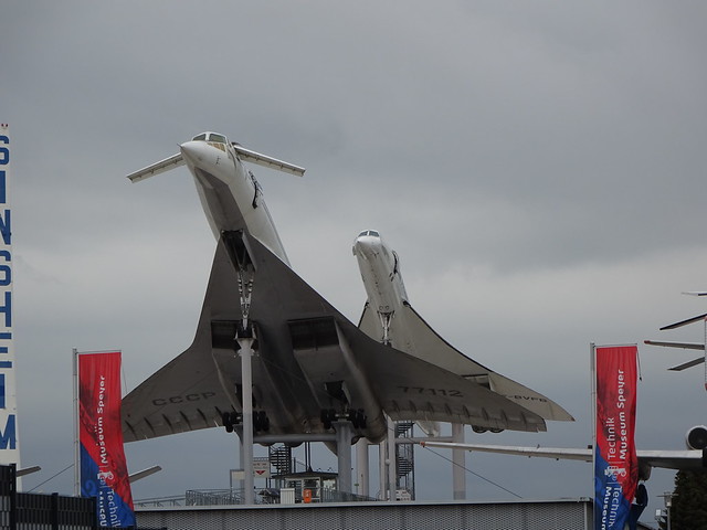 Tupolev TU-144 (1968-1977) & Concorde (1969-2003)