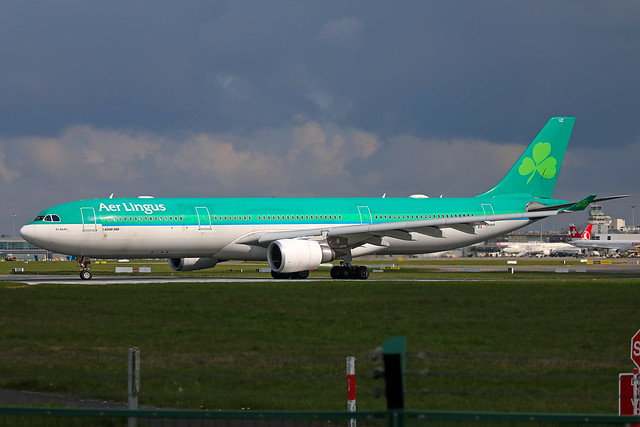 Aer Lingus - Airbus A330-302 EI-DUZ @ Dublin
