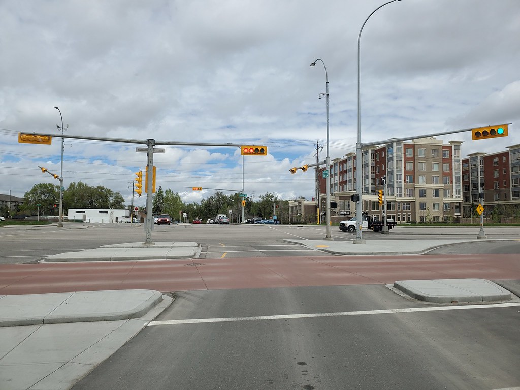 Complex Signalized Intersection | If somebody were to drive … | Flickr