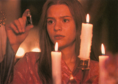 Claire Danes in Romeo + Juliet (1996)