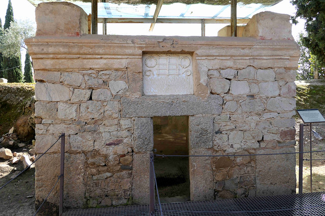 Merida - Funeraria de los Columbarios