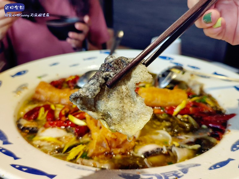 台中美食｜台中人氣美食-刁民酸菜魚,Google評價4.4顆星