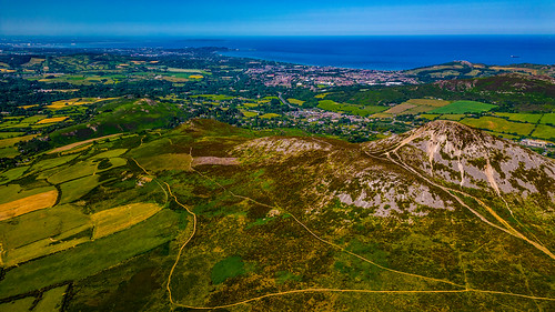Irland2023-0231Great Sugar Loaf by Harald Schulz, nordirland landschaft landscape drohne drone green grün himmel sky