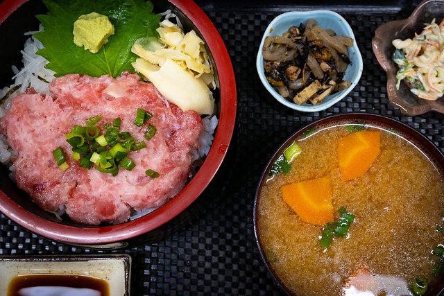 Japanese Yen is low now....this popular minced tuna rice set meal is $3.5US