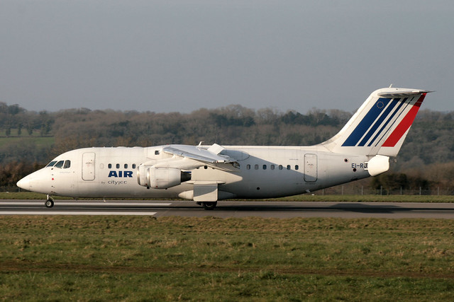 EI-RJI Avro RJ-85 Air France