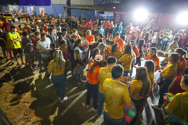 25.11.23 - Prefeitura de Manaus realiza 3ª Parada Natalina na comunidade São João.