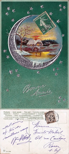 Bonne Année - Paysage de campagne enneigée dans un médaillon en croissant de lune argenté sur fond vert étoilé - 1907