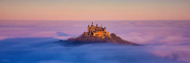 the castle above the sea of fog