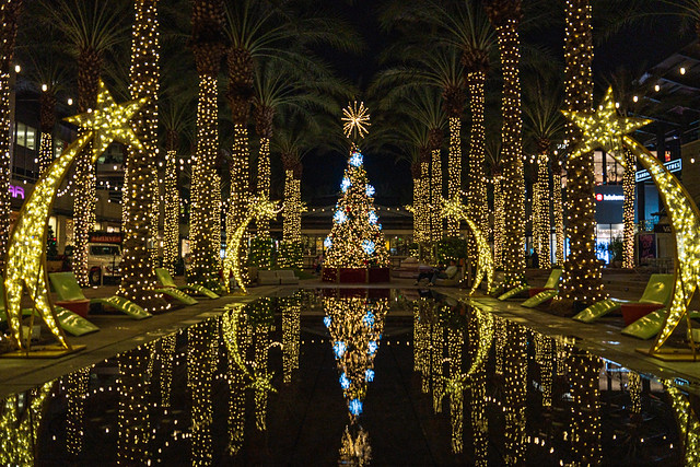 Scottsdale Quarter - Christmas Tree & Holiday Decorations