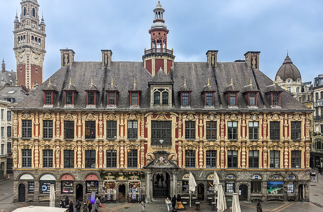 Vieille Bourse de Lille - 17th century baroque bldg