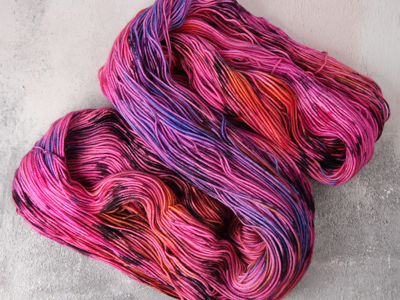 Studio special: Springy 4 Ply extra fine Merino hand dyed 100g – ‘Mind = Blown’
