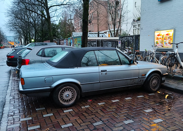 1989 BMW E30 325i Cabriolet