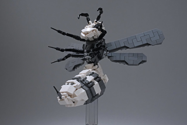 LEGO Hornet mech_08